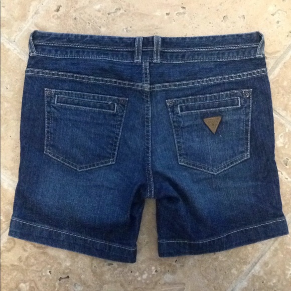Women's guess shorts - Picture 3 of 3